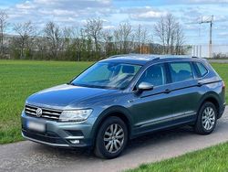 Grau Gebraucht 2018 VW Tiguan Allspace Comfortline SUV | 17.100 € (Fairer Preis)