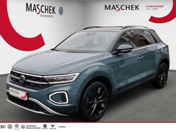 Petroleum blue metallic deep b Gebraucht 2022 VW T-Roc Style SUV | 23.440 € (Fairer Preis)