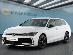 Weiß Gebraucht 2024 VW Passat Kombi | 43.749 € (Guter Preis)