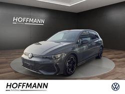 Grau Neu 2025 VW Golf VIII R-line Limousine | 42.890 € (Teuer)