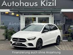 Weiß Gebraucht 2020 Mercedes B250e AMG line Van / Kleinbus | 24.711 € (Fairer Preis)