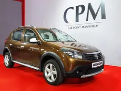Braun Gebraucht 2012 Dacia Sandero Stepway Kleinwagen | 6.950 € (Fairer Preis)