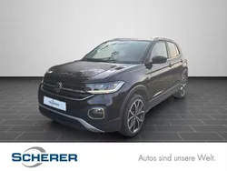 Deep black perleffekt (metallic) Gebraucht 2022 VW T-Cross Style SUV | 21.290 € (Guter Preis)