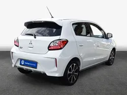 Weiss Gebraucht 2024 Mitsubishi Space Star Select+ Kleinwagen | 13.950 € (Fairer Preis)