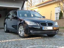 Schwarz metallic Gebraucht 2008 BMW 520 Kombi | 21.490 €