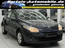 Grau Gebraucht 2009 Renault Mégane Expression Limousine | 4.440 € (Fairer Preis)