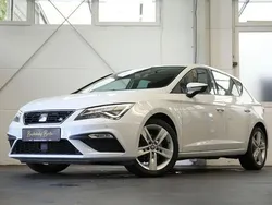 Weiß Gebraucht 2017 Seat Leon FR Limousine | 14.890 € (Fairer Preis)