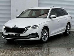 Weiß Gebraucht 2020 Skoda Octavia Kombi | 20.790 € (Etwas zu teuer)