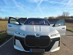 Weiß Gebraucht 2024 BMW 740 M Sport Limousine | 95.500 € (Guter Preis)