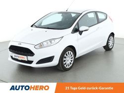Weiß Gebraucht 2017 Ford Fiesta Trend Kleinwagen | 7.230 € (Etwas zu teuer)