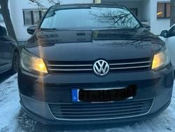 Schwarz Gebraucht 2010 VW Touran Comfortline Van / Kleinbus | 3.500 € (Guter Preis)