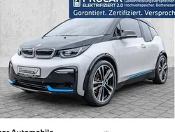Weiß Gebraucht 2022 BMW i3 Comfort Edition Kleinwagen | 19.995 € (Fairer Preis)