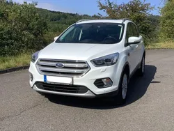 Weiß Gebraucht 2018 Ford Kuga Titanium SUV | 13.650 € (Fairer Preis)