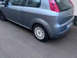 Silber Gebraucht 2009 Fiat Punto Kleinwagen | 3.000 € (Fairer Preis)