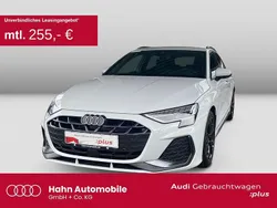 Weiß Gebraucht 2024 Audi A3 Sportback S-Line Limousine | 34.299 € (Fairer Preis)