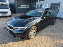 Schwarz Gebraucht 2020 BMW 320 Sport Line Limousine | 27.990 € (Fairer Preis)