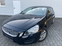 Schwarz Gebraucht 2013 Volvo V60 Basis Kombi | 7.499 € (Fairer Preis)