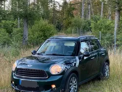Grün Gebraucht 2011 Mini One D Countryman SUV | 4.790 €