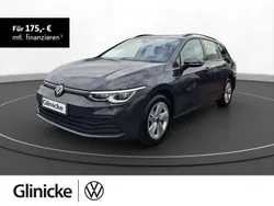 Grau Gebraucht 2024 VW Golf VIII Life Kombi | 29.970 € (Fairer Preis)
