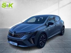 Grau Gebraucht 2025 Renault Clio V Techno Limousine | 20.480 € (Teuer)
