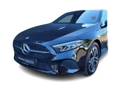 Schwarz Gebraucht 2024 Mercedes A180 Advanced Limousine | 28.889 € (Fairer Preis)