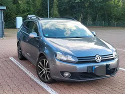 Grau Gebraucht 2011 VW Golf VI Kombi | 3.000 € (Guter Preis)