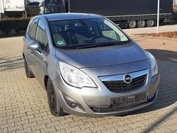 Silbersee/perl silber (m2) Gebraucht 2013 Opel Meriva Innovation Van / Kleinbus | 2.900 € (Superpreis)