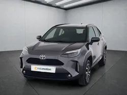 Grau Gebraucht 2024 Toyota Yaris Cross SUV | 26.949 € (Teuer)