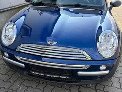Blau Gebraucht 2004 Mini ONE Kleinwagen | 2.349 € (Etwas zu teuer)