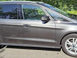 Grau Gebraucht 2019 Ford Galaxy Titanium Van / Kleinbus | 24.999 € (Fairer Preis)