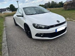 Weiß Gebraucht 2011 VW Scirocco R-line Coupé | 8.100 € (Etwas zu teuer)