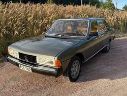 Grün Gebraucht 1984 Peugeot 604 GTi Limousine | 14.900 €