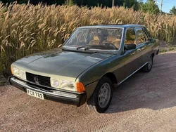Grün Gebraucht 1984 Peugeot 604 GTi Limousine | 14.900 €