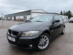Schwarz Gebraucht 2011 BMW 318 Comfort Edition Kombi | 6.500 € (Fairer Preis)