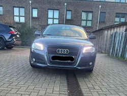 Grau Gebraucht 2012 Audi A3 Sportback Kombi | 7.500 € (Etwas zu teuer)