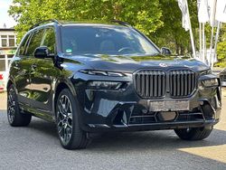 Schwarz Gebraucht 2023 BMW X7 M Sport SUV | 85.950 € (Fairer Preis)
