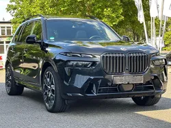 Schwarz Gebraucht 2023 BMW X7 M Sport SUV | 87.950 € (Fairer Preis)