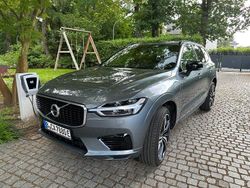 Grau Gebraucht 2020 Volvo XC60 R-Design SUV | 33.900 € (Guter Preis)