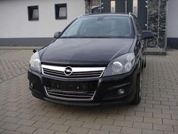 Schwarz Gebraucht 2010 Opel Astra Limousine | 1.999 € (Guter Preis)