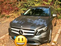 Grau Gebraucht 2014 Mercedes GLA200 Urban SUV | 19.300 € (Etwas zu teuer)