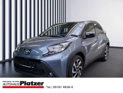 1k3)/ black mica (209) (grau Neu 2025 Toyota Aygo Team Kleinwagen | 19.980 €
