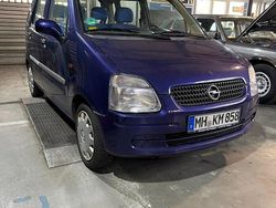 Blau Gebraucht 2001 Opel Agila Kleinwagen | 1.500 € (Fairer Preis)