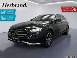 Unilack schwarz Gebraucht 2022 Mercedes E300 Avantgarde Kombi | 30.950 € (Fairer Preis)