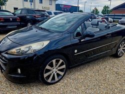 Schwarz Gebraucht 2013 Peugeot 207 CC Roland Garros Cabrio | 5.990 € (Fairer Preis)