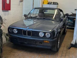 Grau Gebraucht 1989 BMW 320 Cabriolet Basis Cabrio | 8.900 €