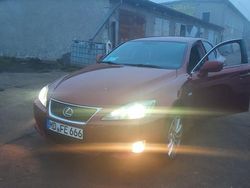 Rot Gebraucht 2007 Lexus IS220 Luxury Line Limousine | 7.250 €