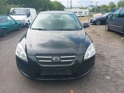 Schwarz Gebraucht 2009 Kia ProCeed LX Kleinwagen | 2.800 €