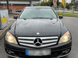 Schwarz Gebraucht 2010 Mercedes C200 Limousine | 7.099 €
