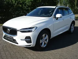 Ice white, solid / solid Gebraucht 2022 Volvo XC60 Momentum SUV | 33.400 € (Guter Preis)