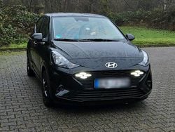 Schwarz Gebraucht 2024 Hyundai i10 Trend Kleinwagen | 15.900 € (Superpreis)